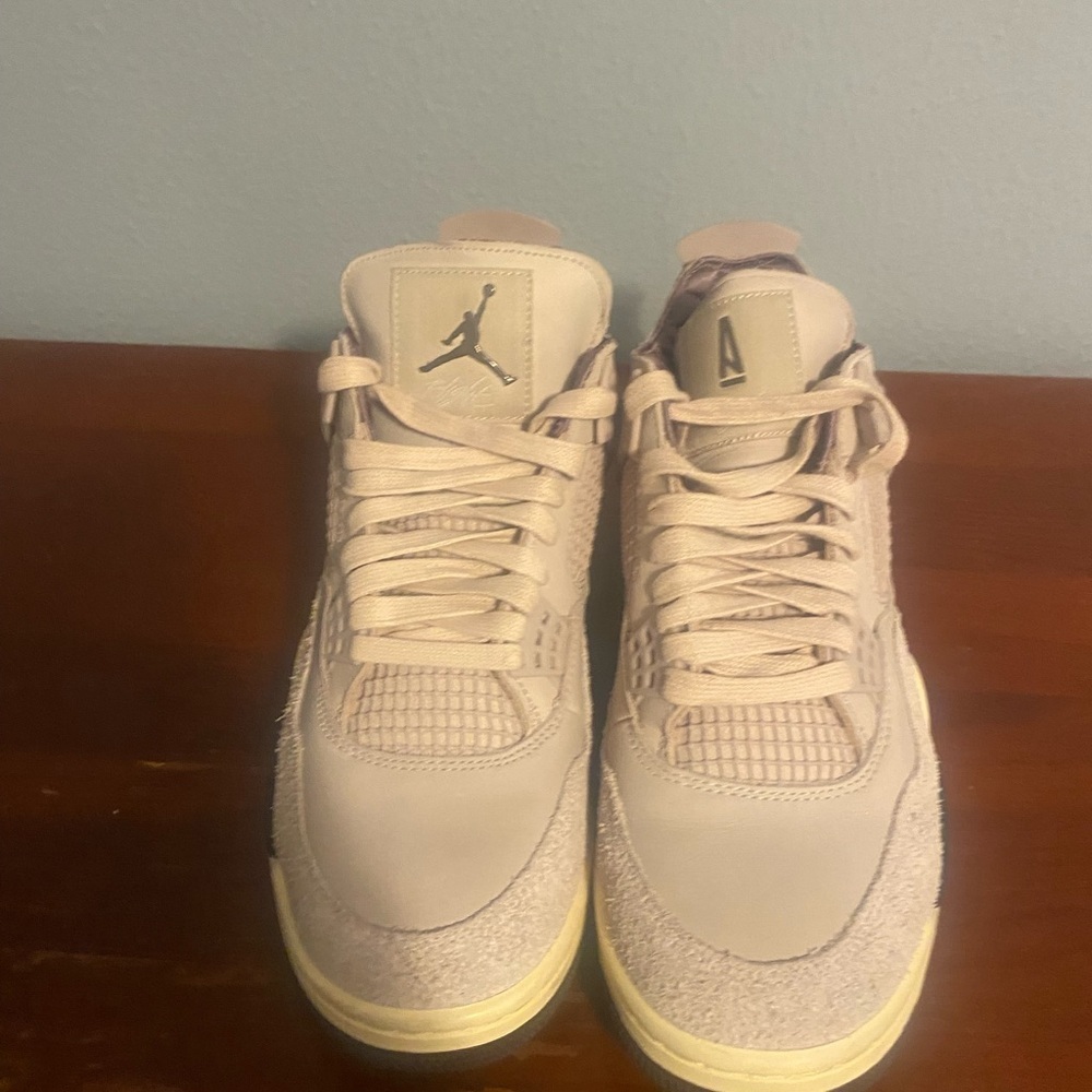 Air Jordan 4 Retro - Picture 8 of 9